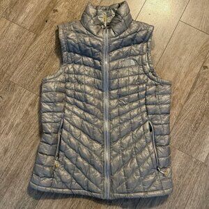 The North Face Thermoball Full Zip Puffer Vest Grey Women’s Small / P